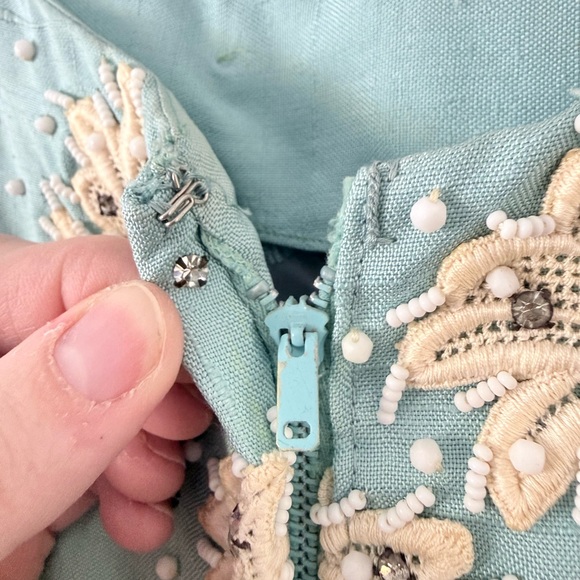 Vintage 50s 60s Baby Blue Hand Beaded Sheath Dress Lace Rhinestone Cocktail M/L - Picture 6 of 16